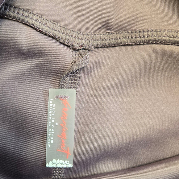 Free People Purple Tiger Combo Beat the Heat High Waisted Leggings Size Medium - Picture 4 of 16